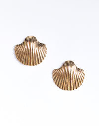 Shell shaped earrings