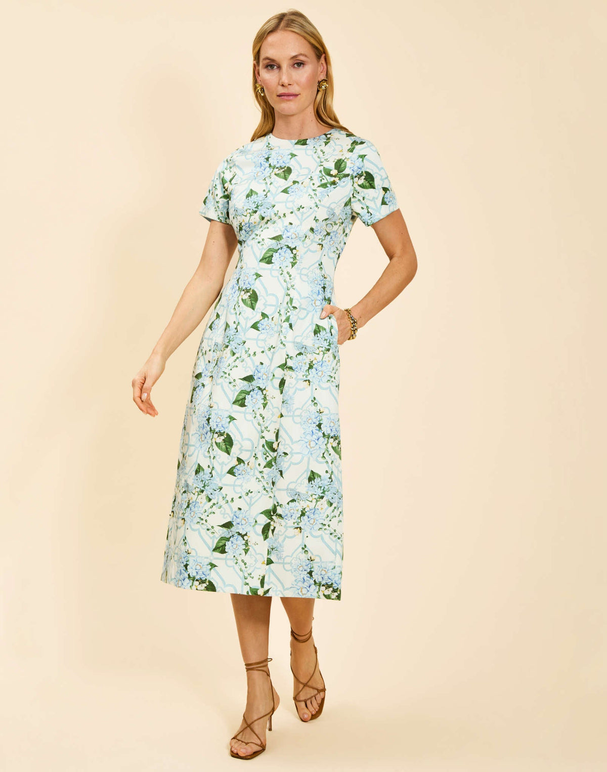 Hampton Convertible Midi Dress in Quatrefoil Blue cotton poplin with reversible floral and solid sides, A-line silhouette, and side pockets.