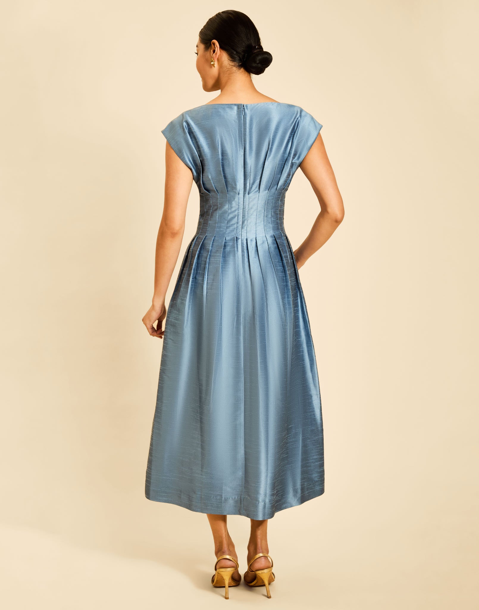 Pre-Order - Quinn Midi Dress