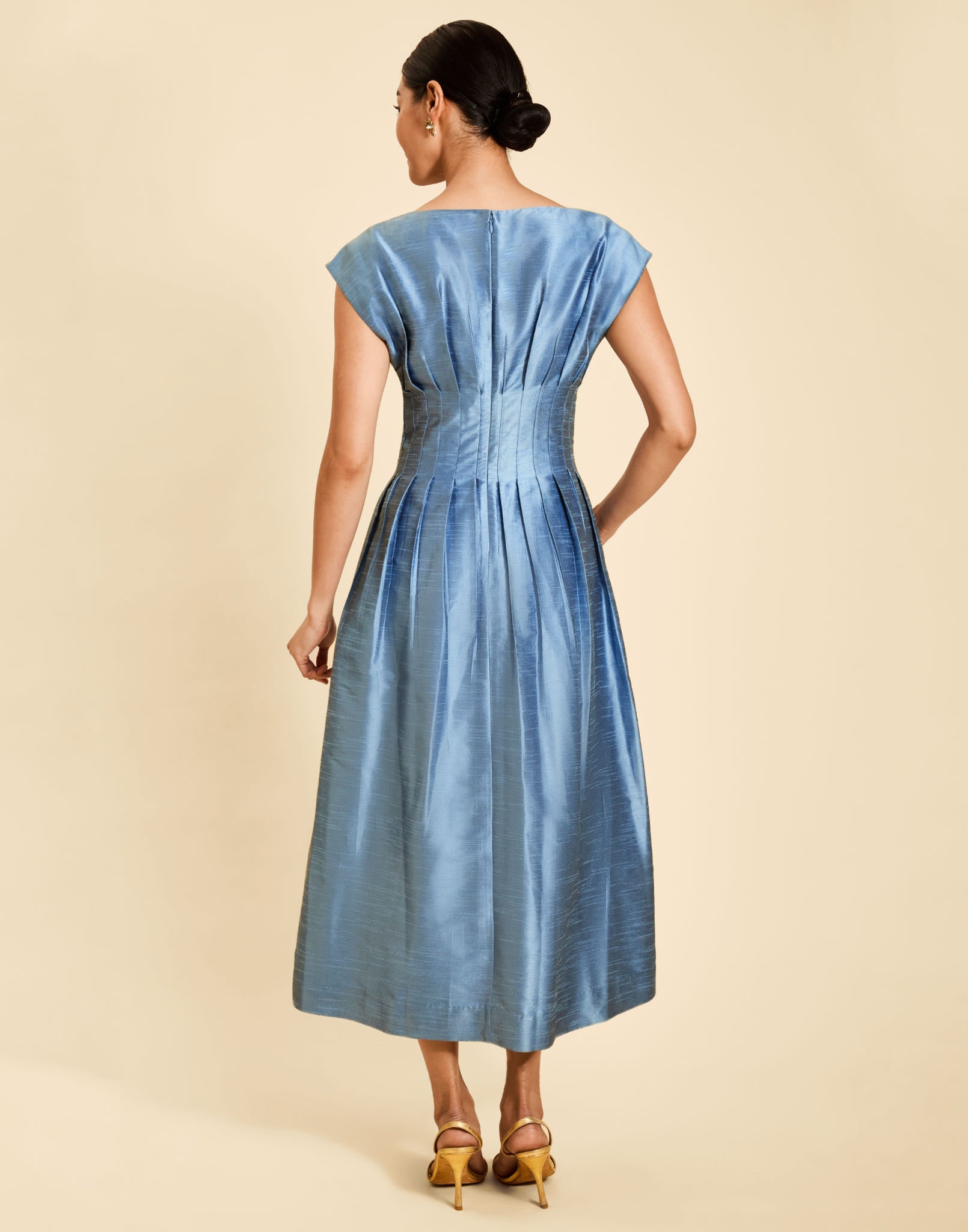 Pre-Order - Quinn Midi Dress