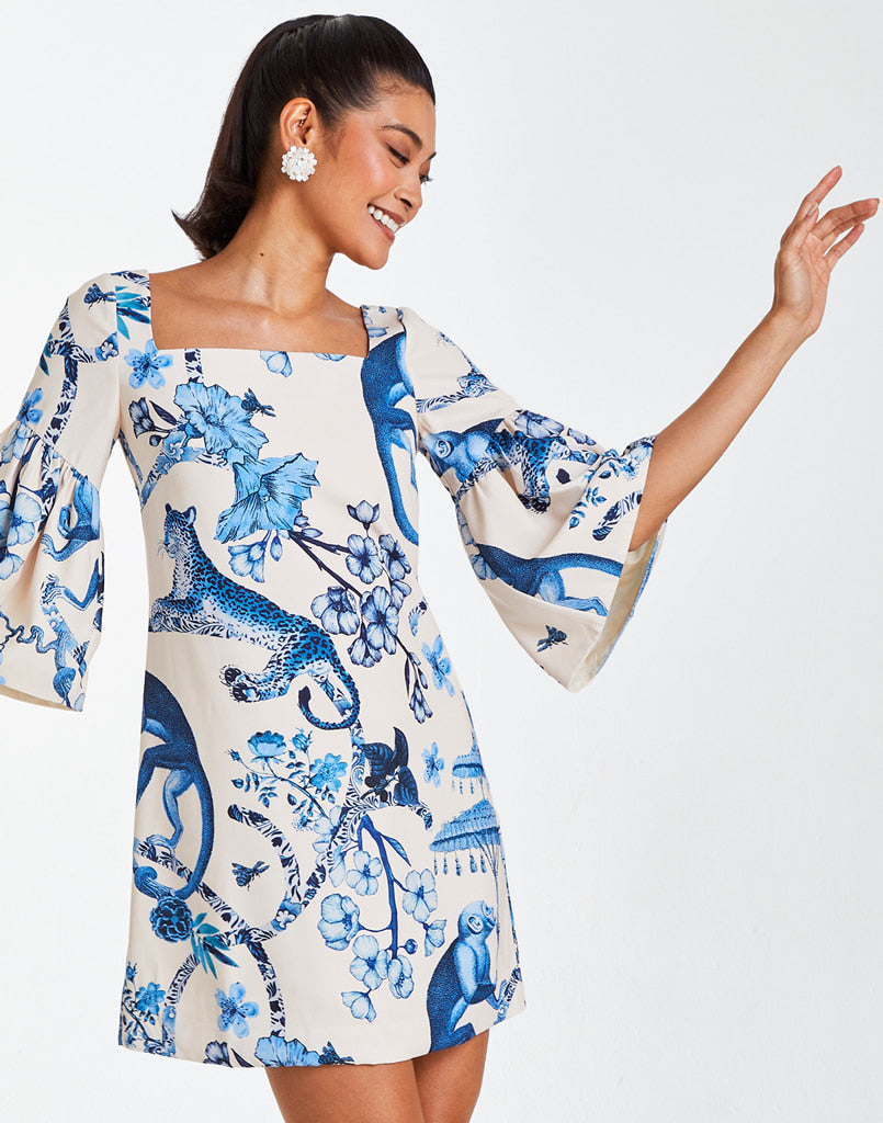 Blue and white chinoiserie print dress Terno-inspired sleeves