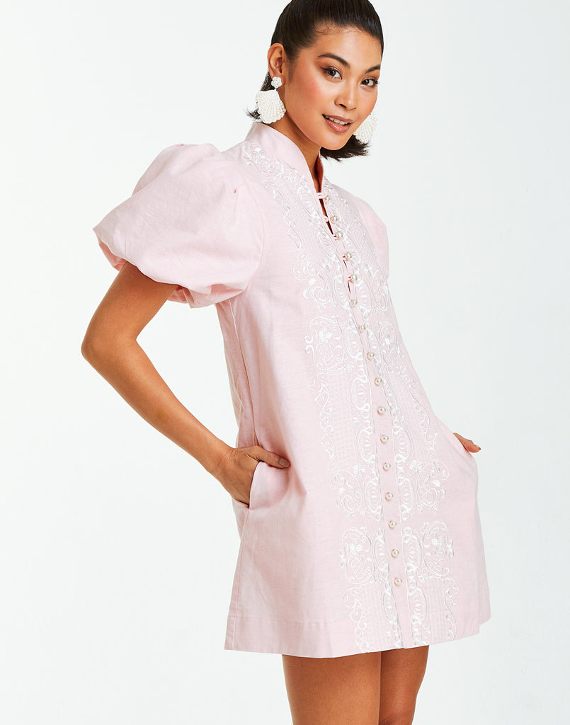 Pink daytime dress with pockets